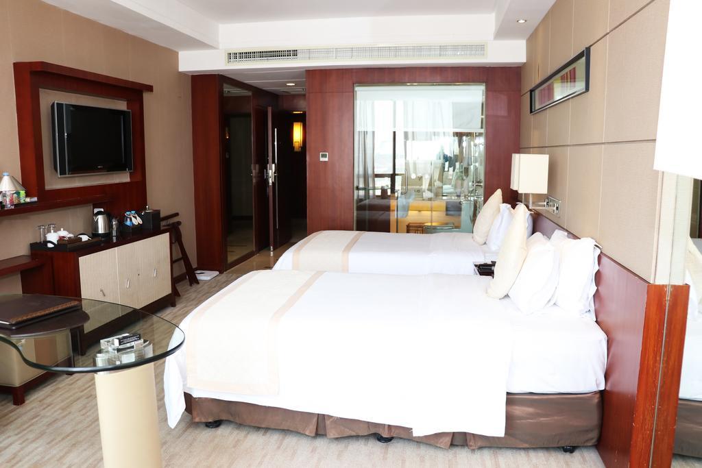 Xiongchu International Hotel Wuhan Exterior photo