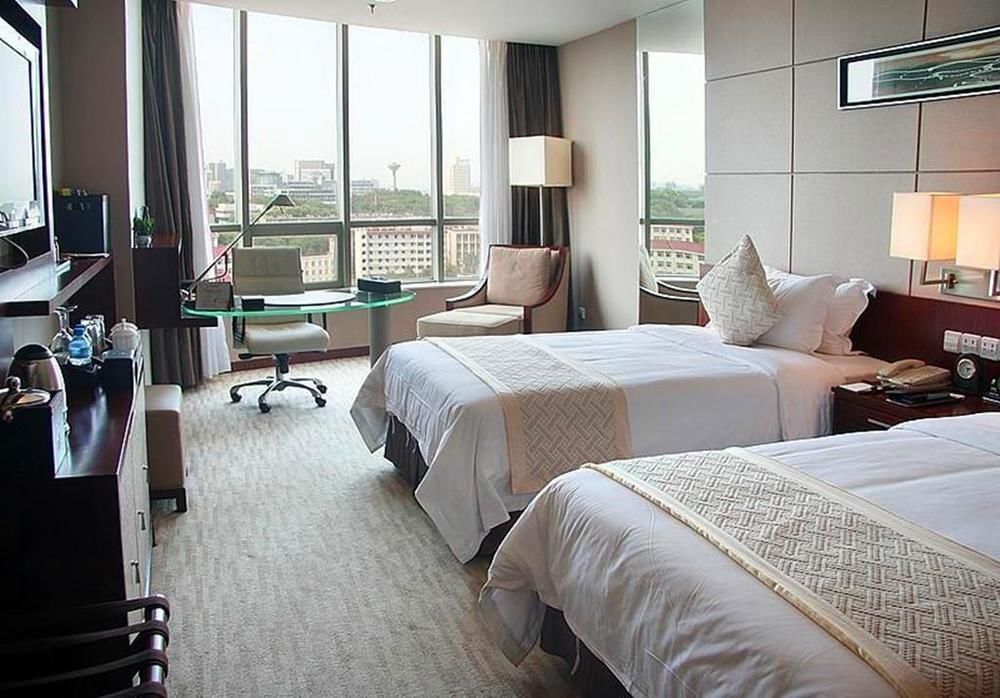 Xiongchu International Hotel Wuhan Exterior photo